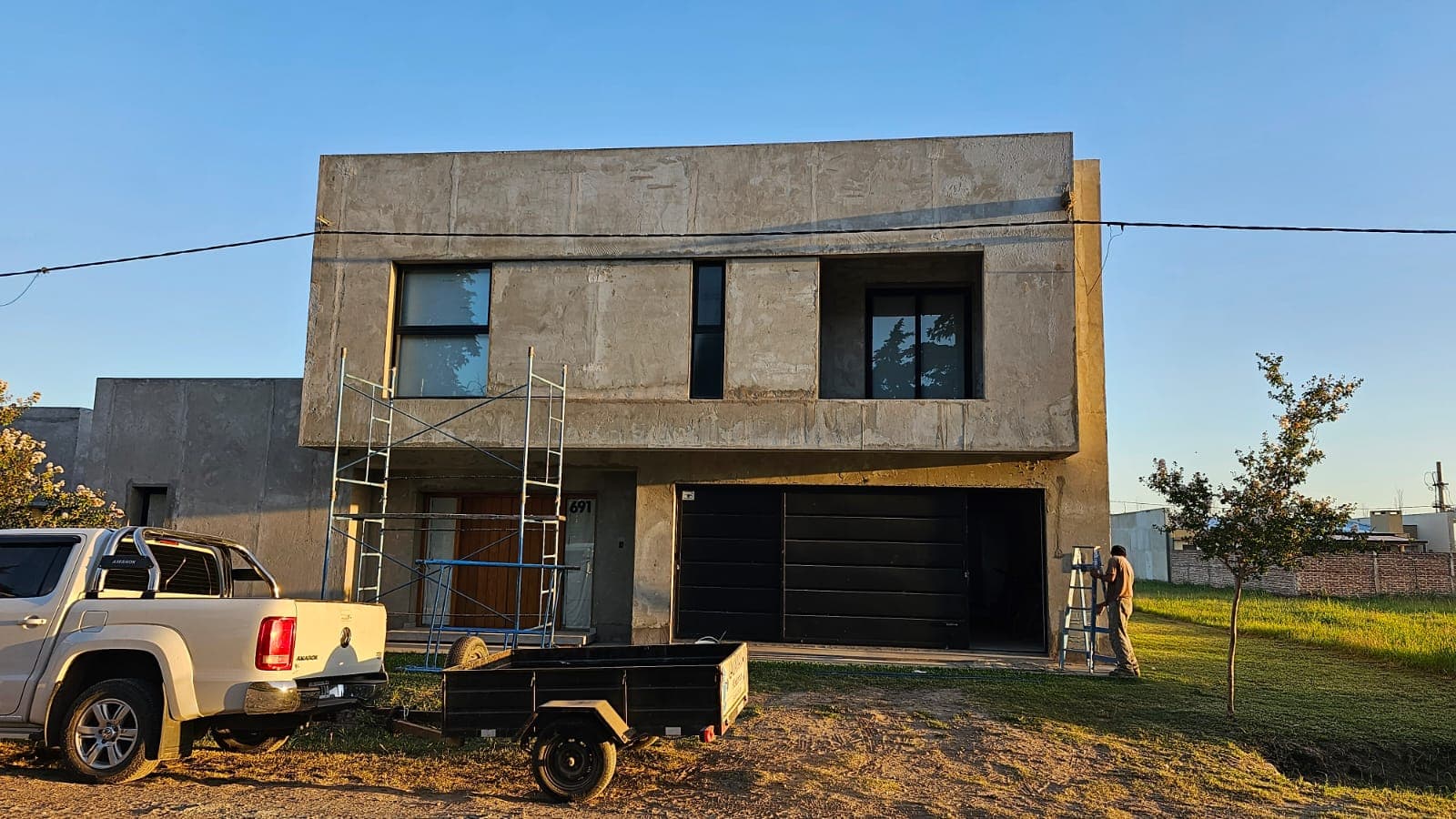 Casa en construcción con revestimiento